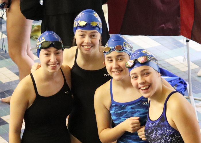 free relay girls